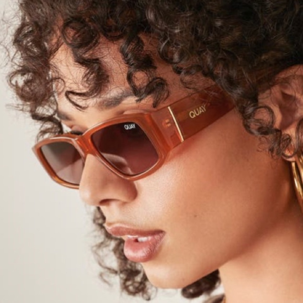 NEW Quay No Envy 41 MM Square Glasses Brown